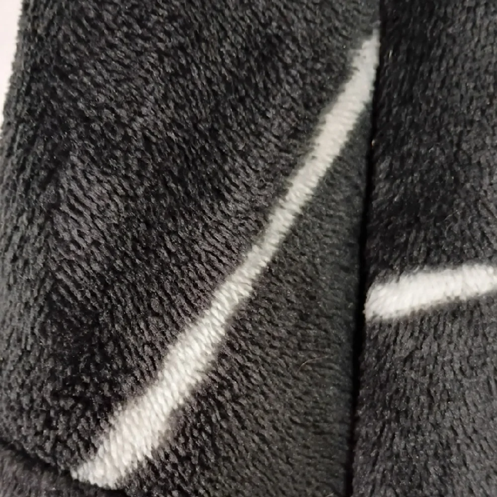 Como Vintage Black and White Fuzzy Sweater Women’s XL Cozy Soft Pullover - Picture 4 of 9